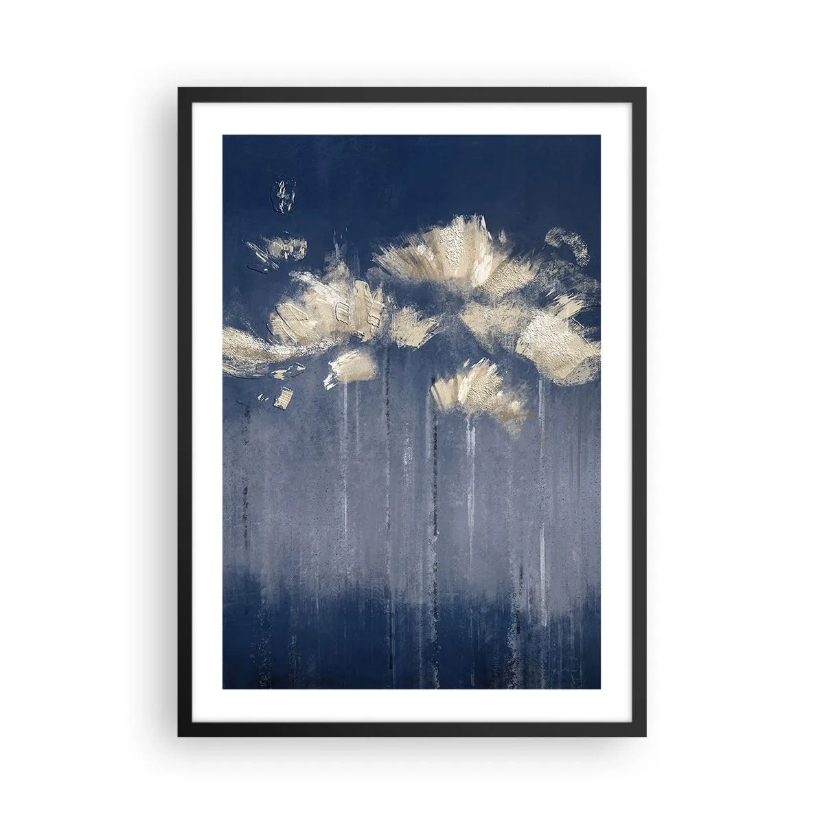 Plagát v čiernom ráme - Zlaté abstraktné kvety na tmavo modrom pozadí - 50x70cm - Ako okvetné lístky vo vetre - Moderná nástenná dekorácia do obývacej izby a spálne ARTTOR