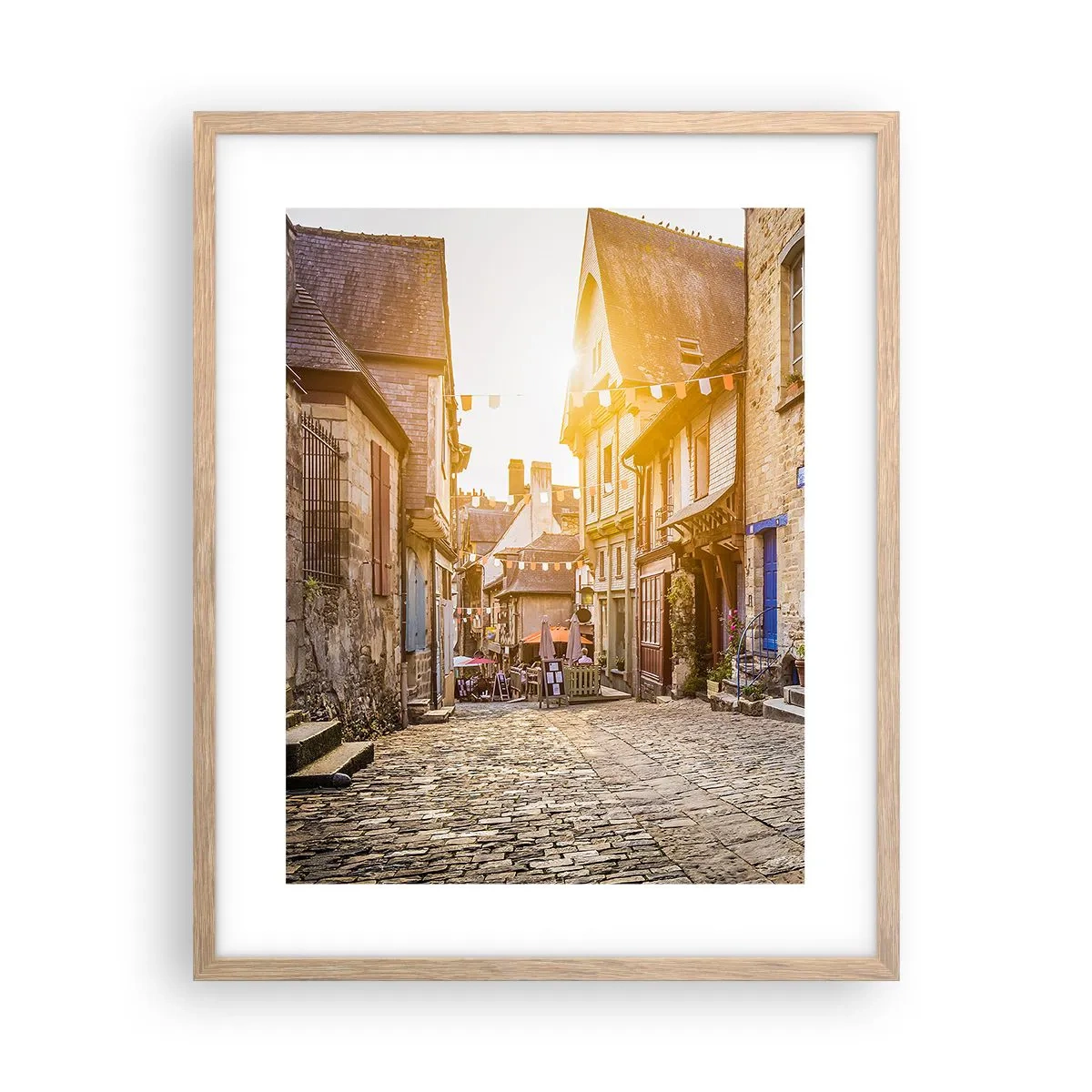 Plagát v ráme zo svetlého duba - Biely duch mestečka - 40x50 cm