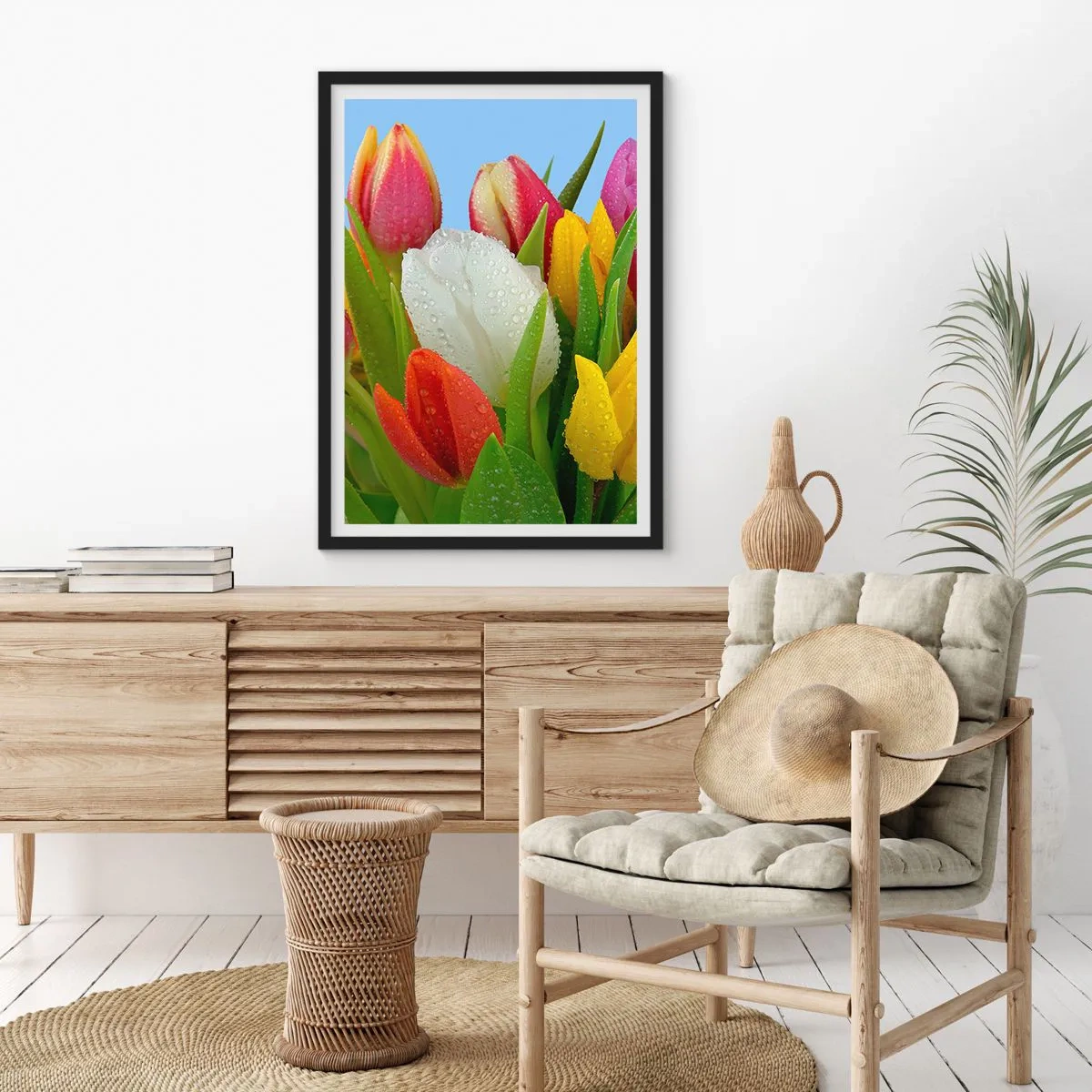 Plagát v čiernom ráme - Farebné tulipány s kvapkami rosy na okvetných lístkoch - 50x70cm - Kvetinová dúha v kvapkách rosy - Moderná nástenná dekorácia do obývacej izby a spálne ARTTOR