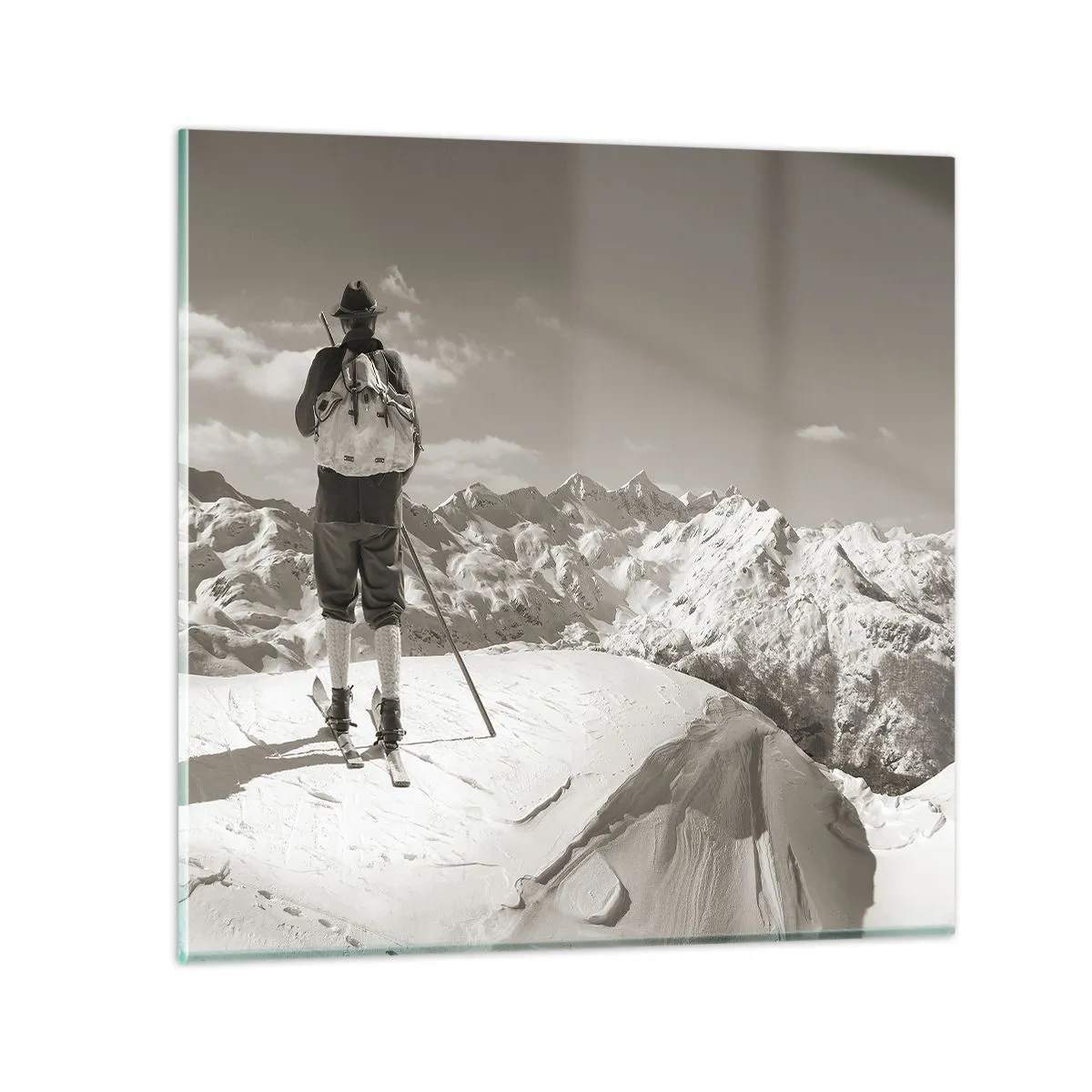 Obraz na skle - Rovnaké hory - 50x50 cm