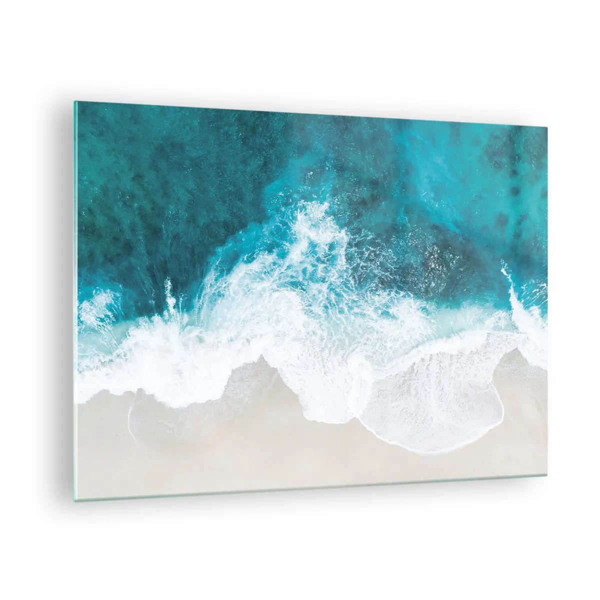 Obraz na skle - Letecký záber morských vĺn narážajúcich na pobrežie - 70x50cm - Prirodzené pohladenie - Moderná nástenná dekorácia do obývacej izby a spálne ARTTOR