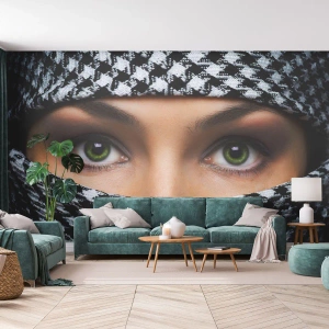 Fototapeta Standard Eco - Portrét zahalenej zelenookej krásky - Žena, Oči, Kultúra - 450x315 cm