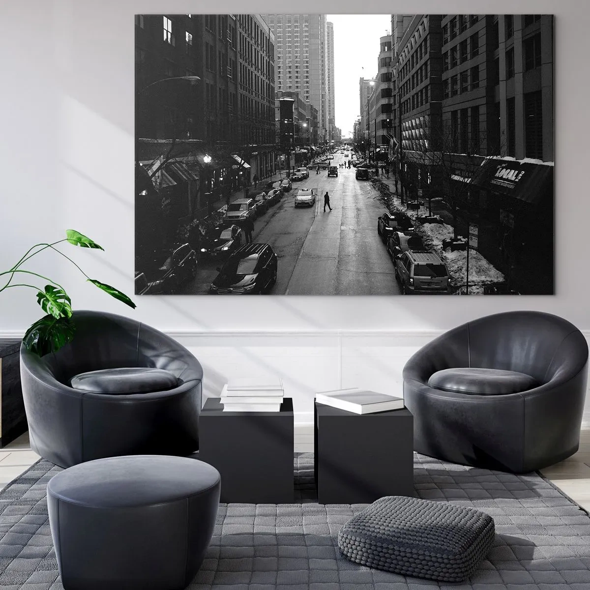 Obraz na skle - Čiernobiela ulica s okoloidúcim medzi modernými budovami - 70x50cm - Ďalší deň, ako každý iný - Moderná nástenná dekorácia do obývacej izby a spálne ARTTOR