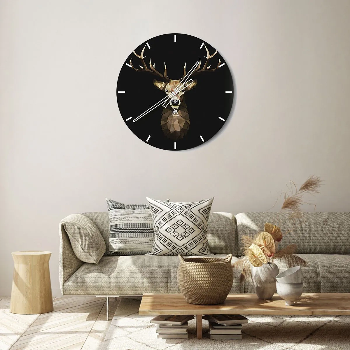 Nástenné hodiny - Geometrický obraz jeleňa na čiernom pozadí - 30x30cm - Kubistický jeleň - Moderná nástenná dekorácia do obývacej izby, kuchyne a spálne ARTTOR