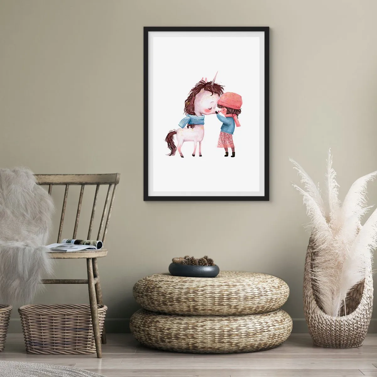 Plagát v čiernom ráme - Dievča a jednorožec v zimnom oblečení sa objímajú - 50x70cm - Zimný príbeh - Moderná nástenná dekorácia do obývacej izby a spálne ARTTOR