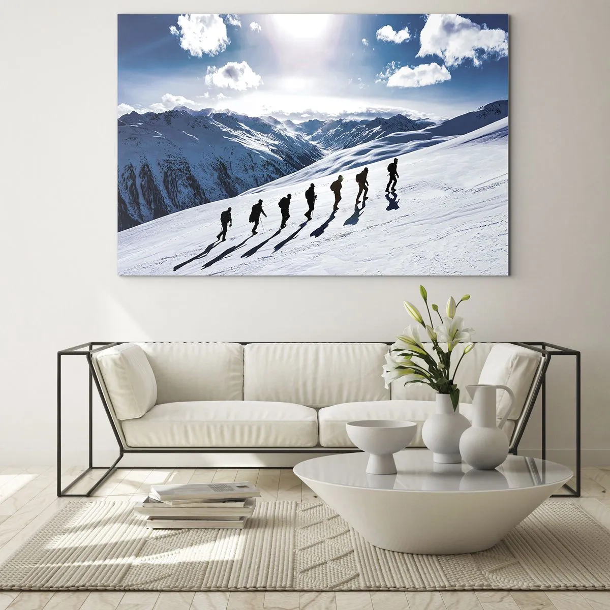 Obraz na skle - Skupinové lezenie na zasneženom svahu v horách - 70x50cm - Tím dobývateľov - Moderná nástenná dekorácia do obývacej izby a spálne ARTTOR