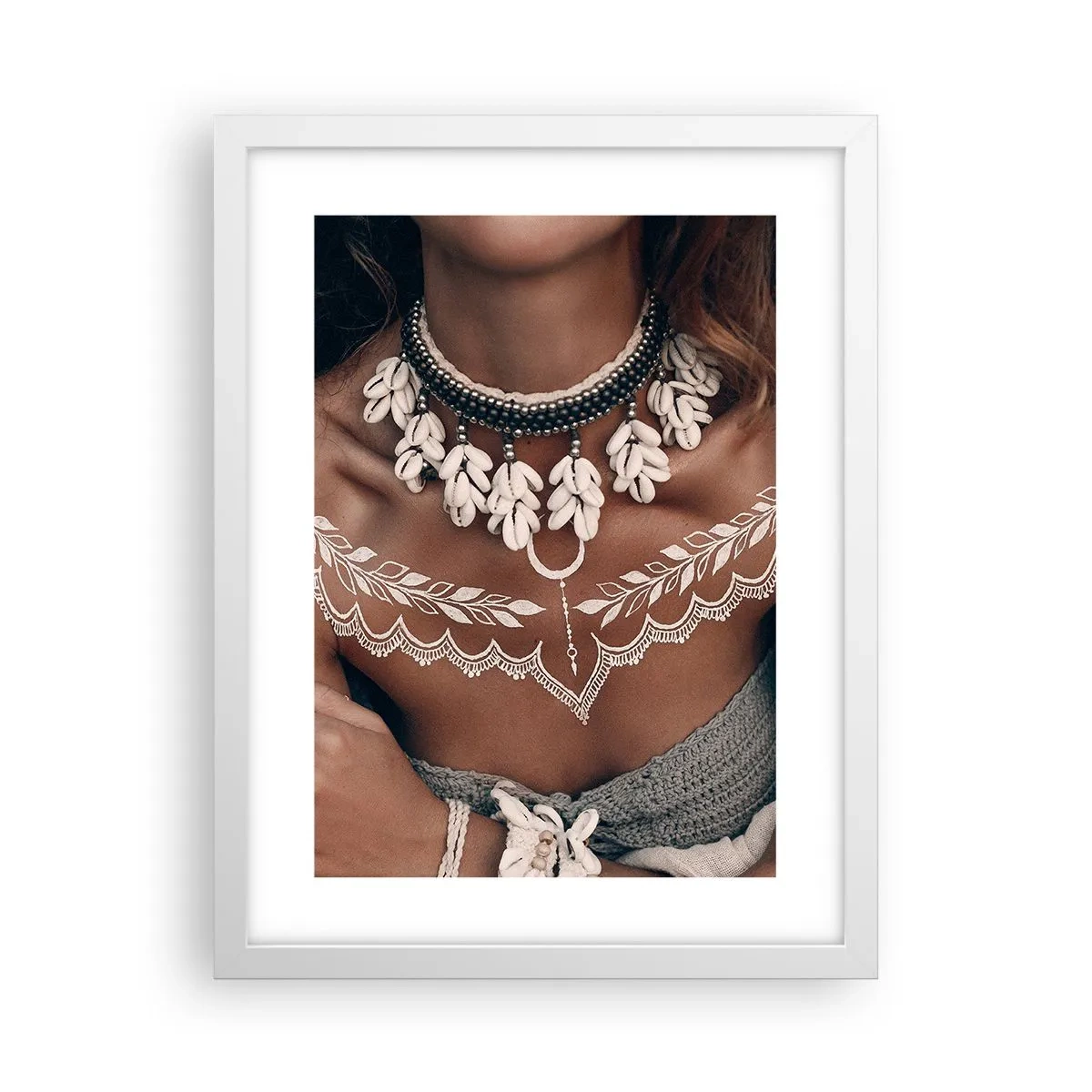 Plagát v bielom ráme - Talizmany, rituály ženskosti - 30x40 cm