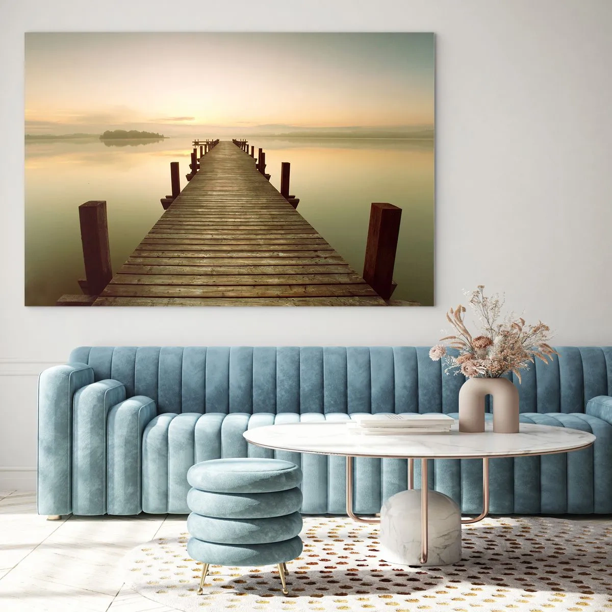 Obraz na skle - Drevené mólo na pokojnom jazere za úsvitu - 70x50cm - Úsvit, svitanie, svetlo - Moderná nástenná dekorácia do obývacej izby a spálne ARTTOR