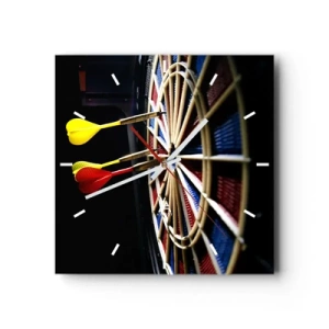 Nástenné hodiny - Presný zásah - 30x30 cm