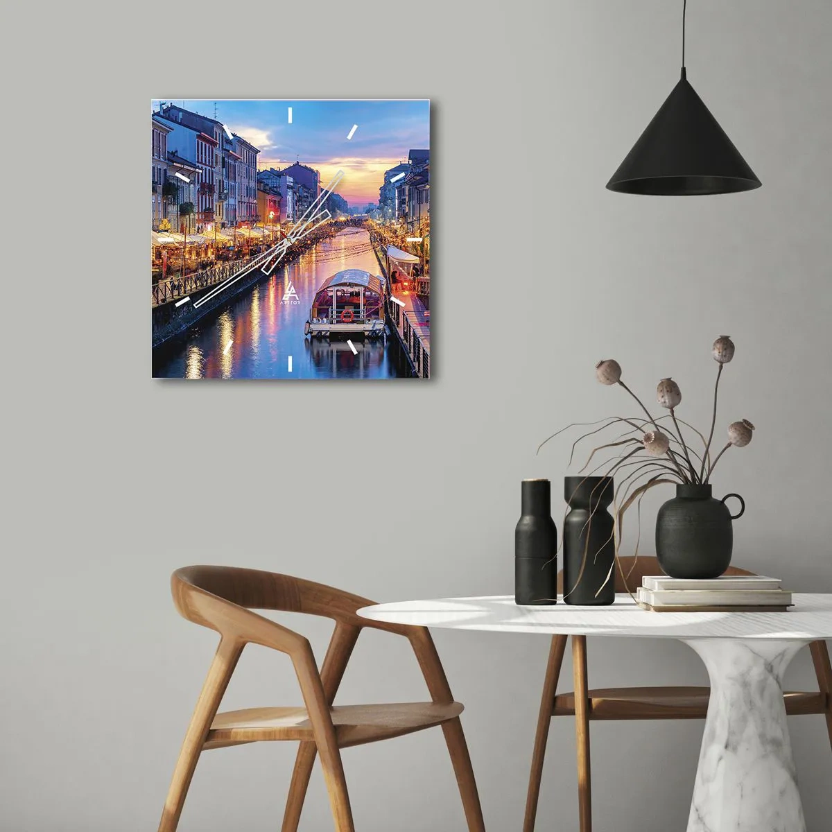 Nástenné hodiny - Večer plný svetla a zábavy - 40x40 cm