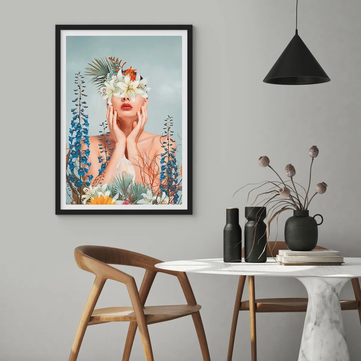 Plagát v čiernom ráme - Žena obklopená kvetmi v surrealistickej kompozícii - 50x70cm - Žena – kvetina - Moderná nástenná dekorácia do obývacej izby a spálne ARTTOR
