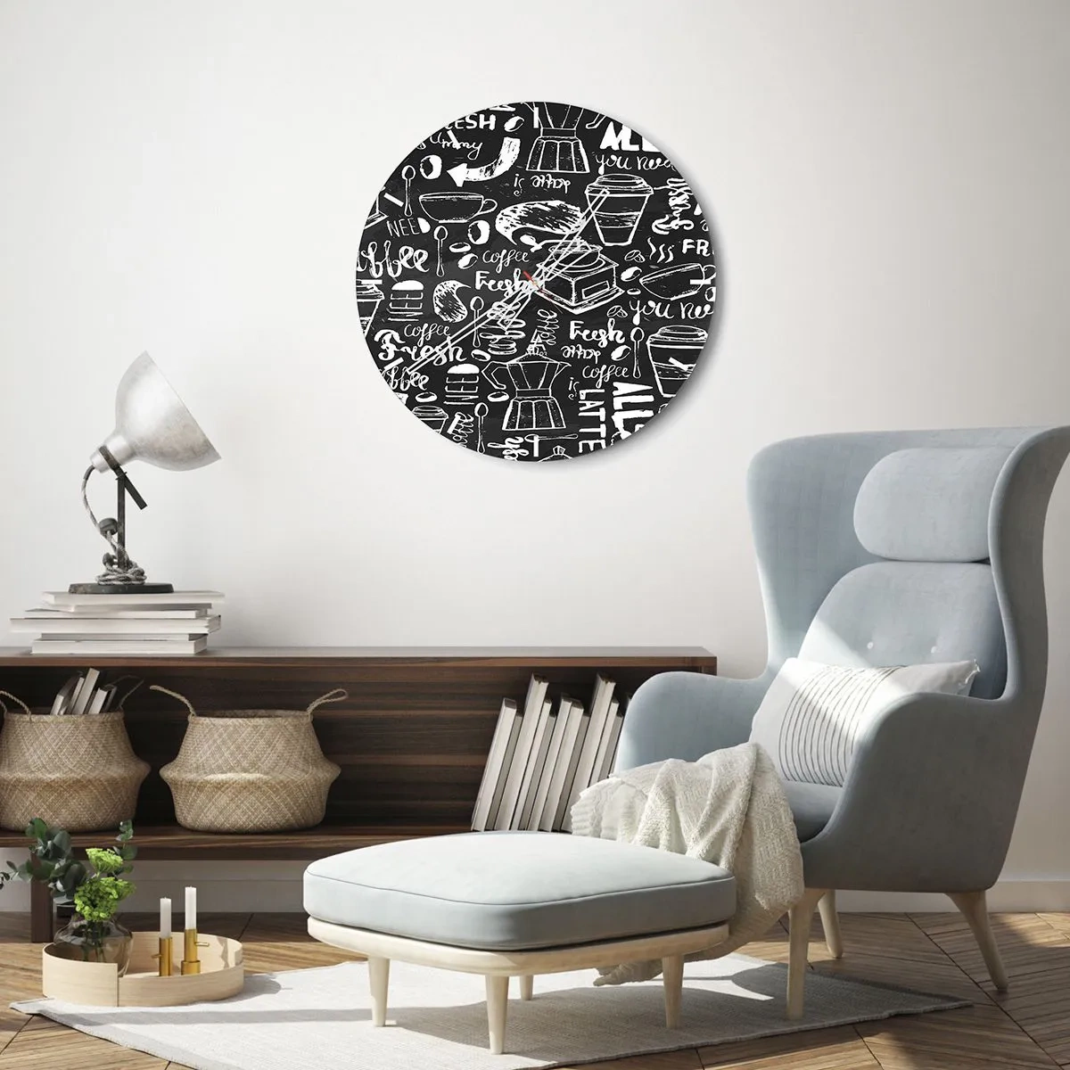 Nástenné hodiny - Kávový motív v štýle kriedovej kresby na čiernom pozadí - 30x30cm - All you need is… - Moderná nástenná dekorácia do obývacej izby, kuchyne a spálne ARTTOR