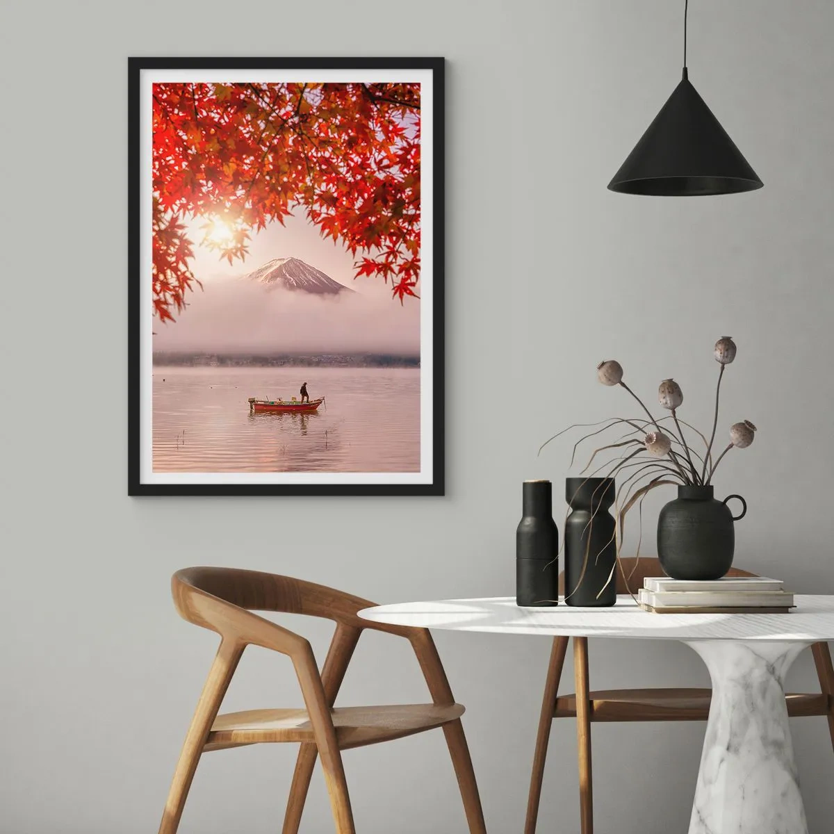 Plagát v čiernom ráme - Hora Fudži s loďkou na jazere a jesennými listami - 50x70cm - V japonskom štýle - Moderná nástenná dekorácia do obývacej izby a spálne ARTTOR