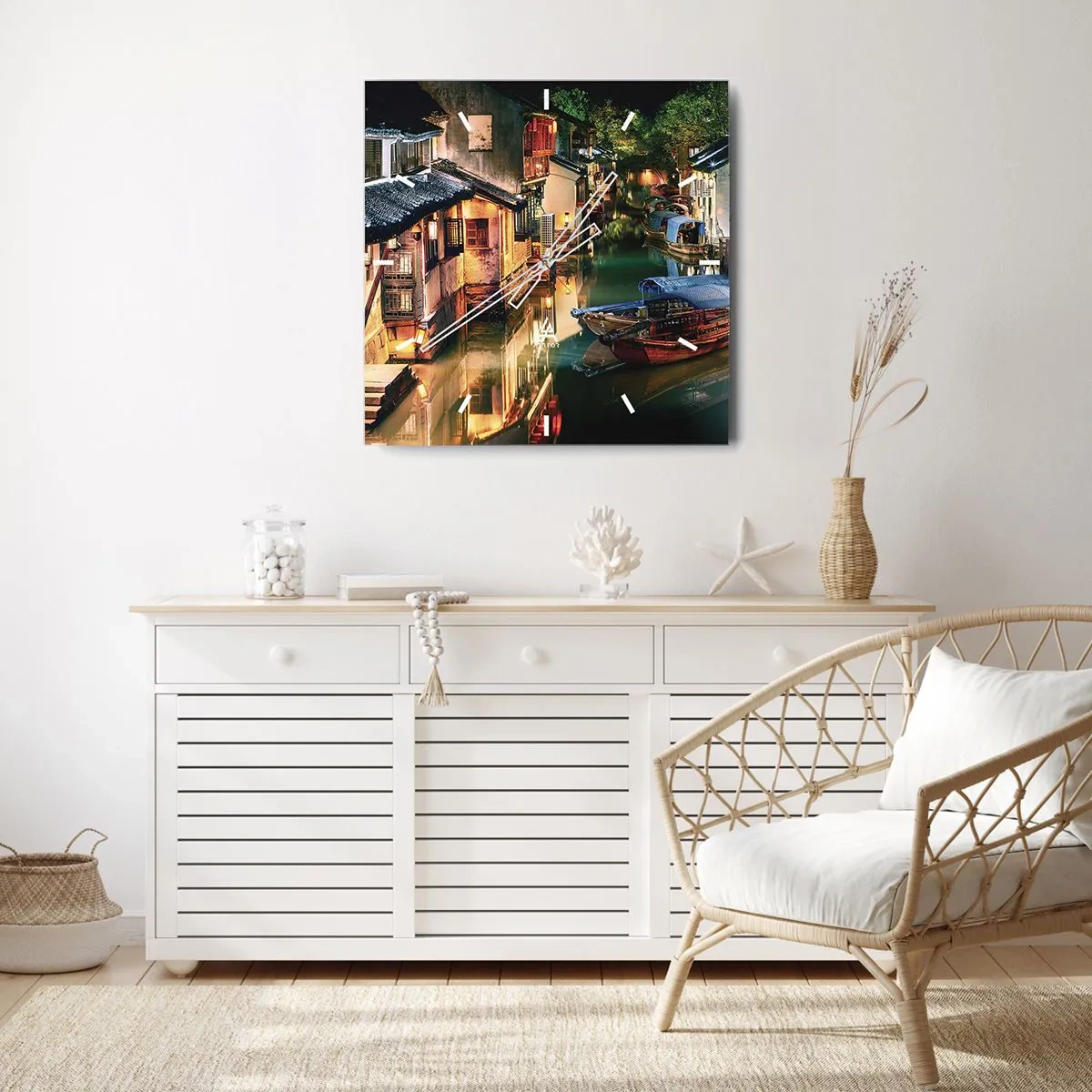 Nástenné hodiny - Večer na čínskej ulici - 40x40 cm