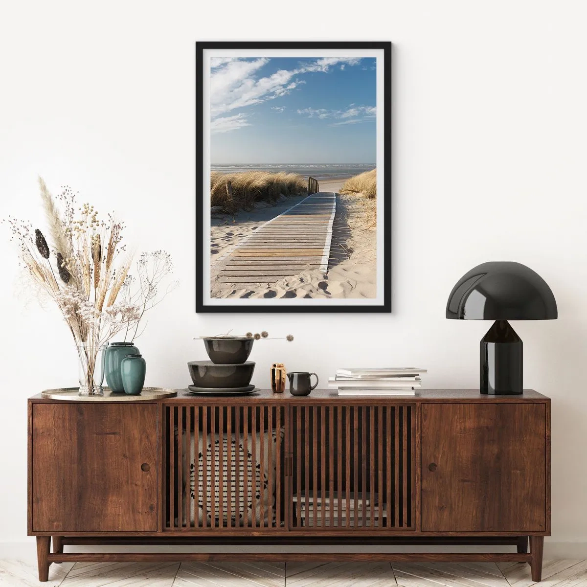 Plagát v čiernom ráme - Za dunou, v šumení trávy - 70x100 cm