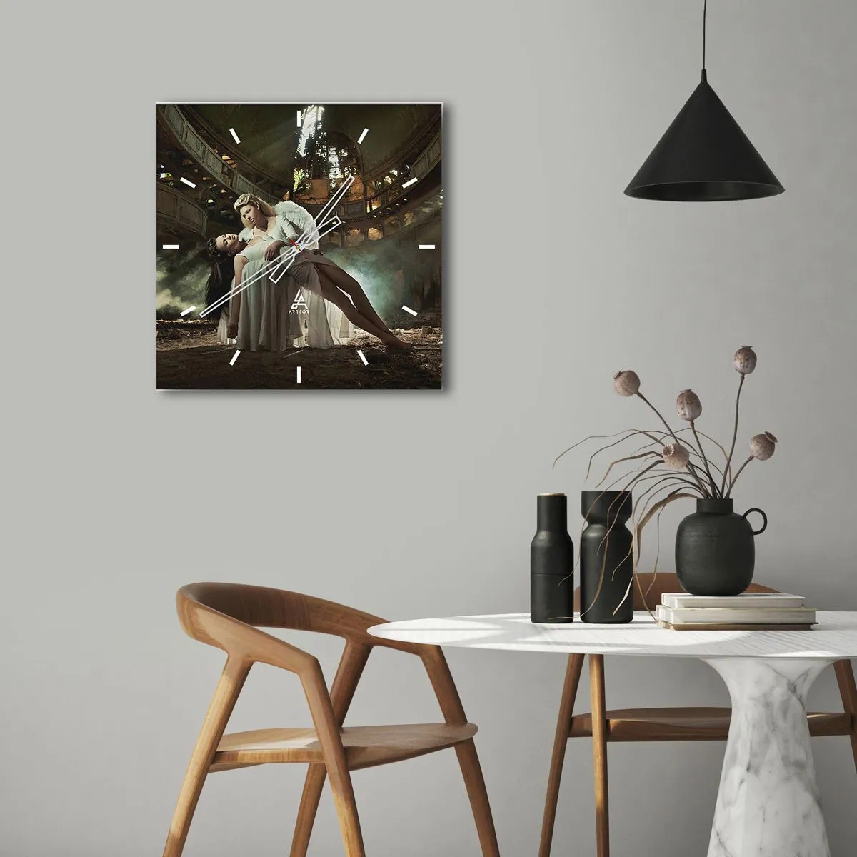 Nástenné hodiny - Duch starého divadla - 30x30 cm