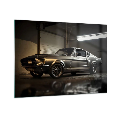Obraz na skle - Klasické auto v garáži pod priemyselným osvetlením - 70x50cm - Návrat do minulosti - Moderná nástenná dekorácia do obývacej izby a spálne ARTTOR
