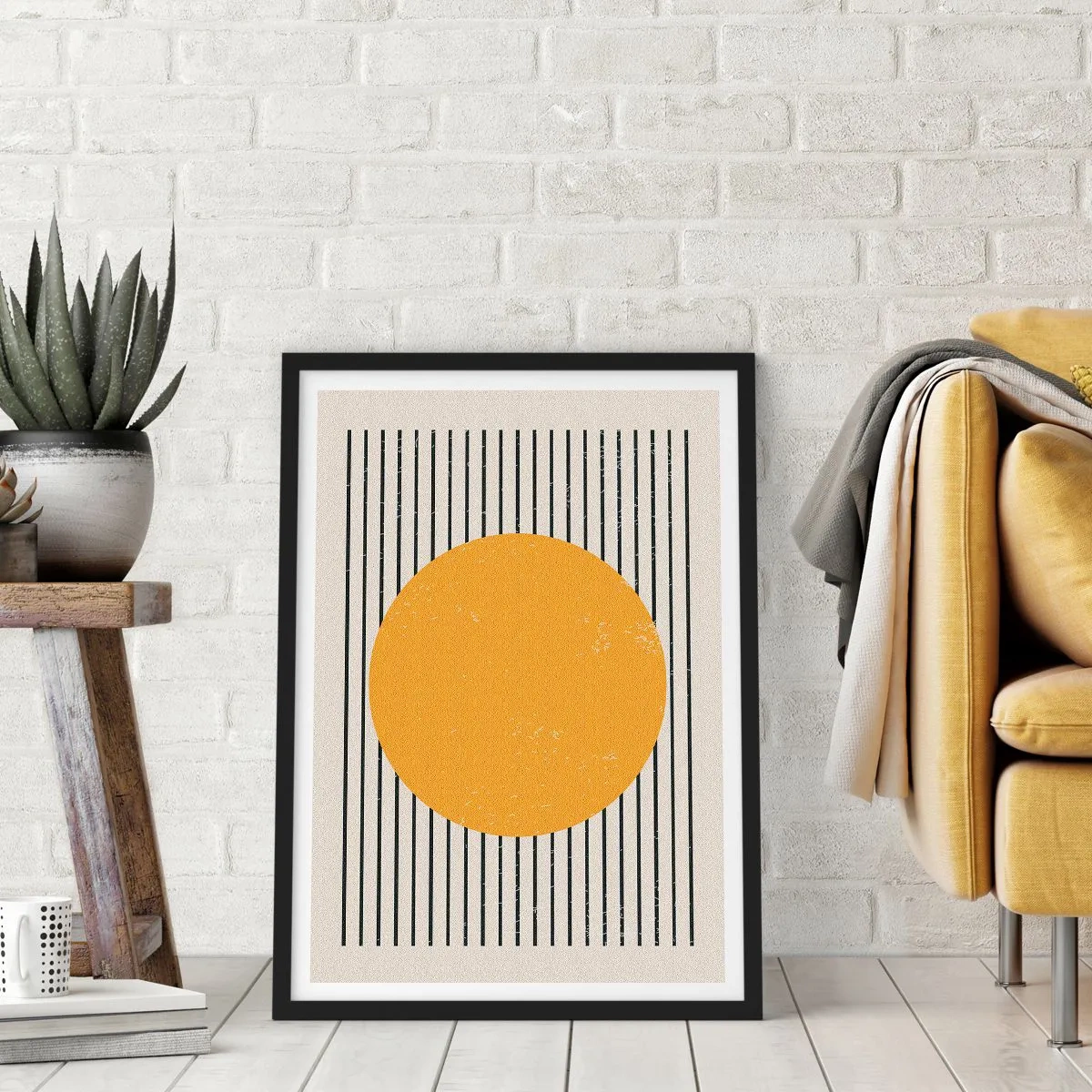 Plagát v čiernom ráme - Geometrická kompozícia s oranžovým kruhom a čiarami - 50x70cm - Sila jednoduchosti - Moderná nástenná dekorácia do obývacej izby a spálne ARTTOR