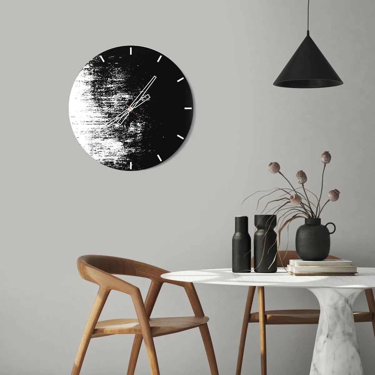 Nástenné hodiny - Čiernobiely abstrakt s efektom ťahu štetcom - 30x30cm - Víťazom sa stáva... - Moderná nástenná dekorácia do obývacej izby, kuchyne a spálne ARTTOR