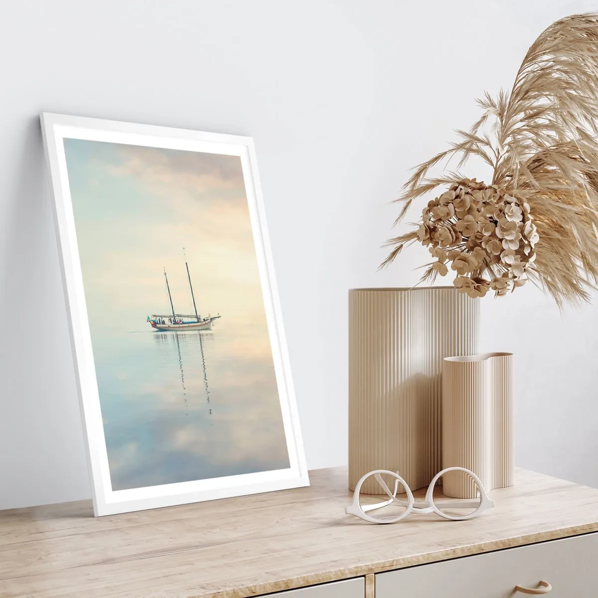 Plagát v bielom ráme - V mori ticha - 61x91 cm