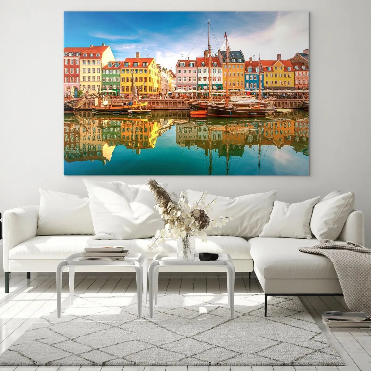 Obraz na skle - Farebné domy na kanáli s odrazmi vo vode - 70x50cm - Pri vode hladkej ako zrkadlo - Moderná nástenná dekorácia do obývacej izby a spálne ARTTOR