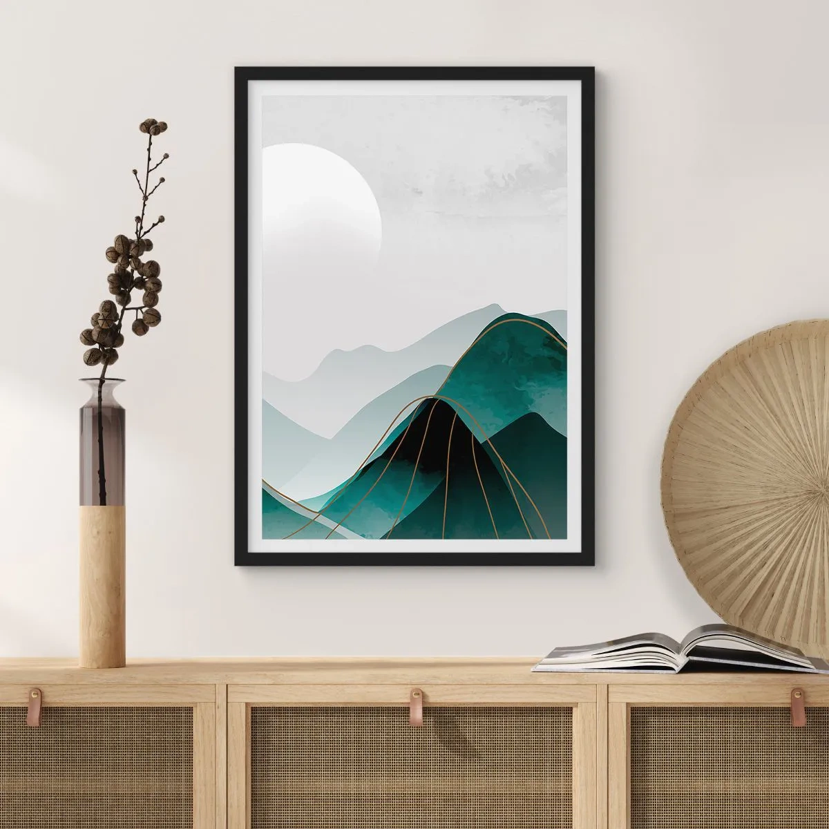 Plagát v čiernom ráme - Abstraktné hory v odtieňoch zelenej s jemnou zlatou - 50x70cm - V plnom majestáte - Moderná nástenná dekorácia do obývacej izby a spálne ARTTOR