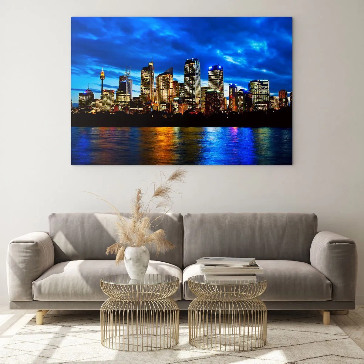 Obraz na skle - Panoráma nočného mesta odrážajúca sa vo vode - 70x50cm - Noc svetiel a farieb - Moderná nástenná dekorácia do obývacej izby a spálne ARTTOR