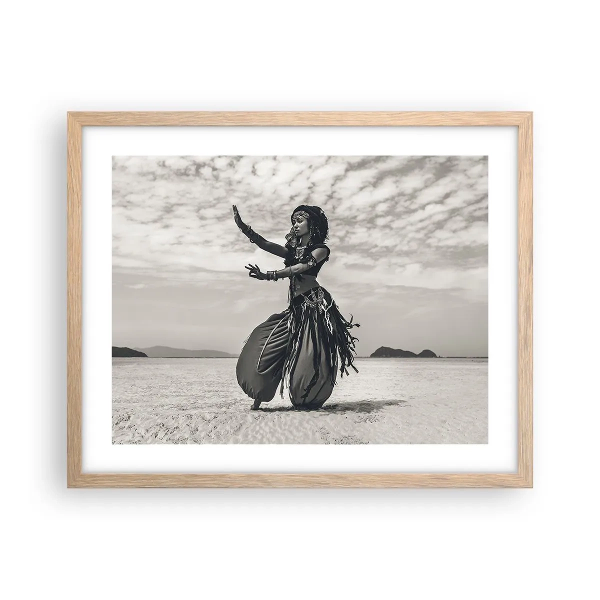 Plagát v ráme zo svetlého duba - Tanec južných ostrovov - 50x40 cm