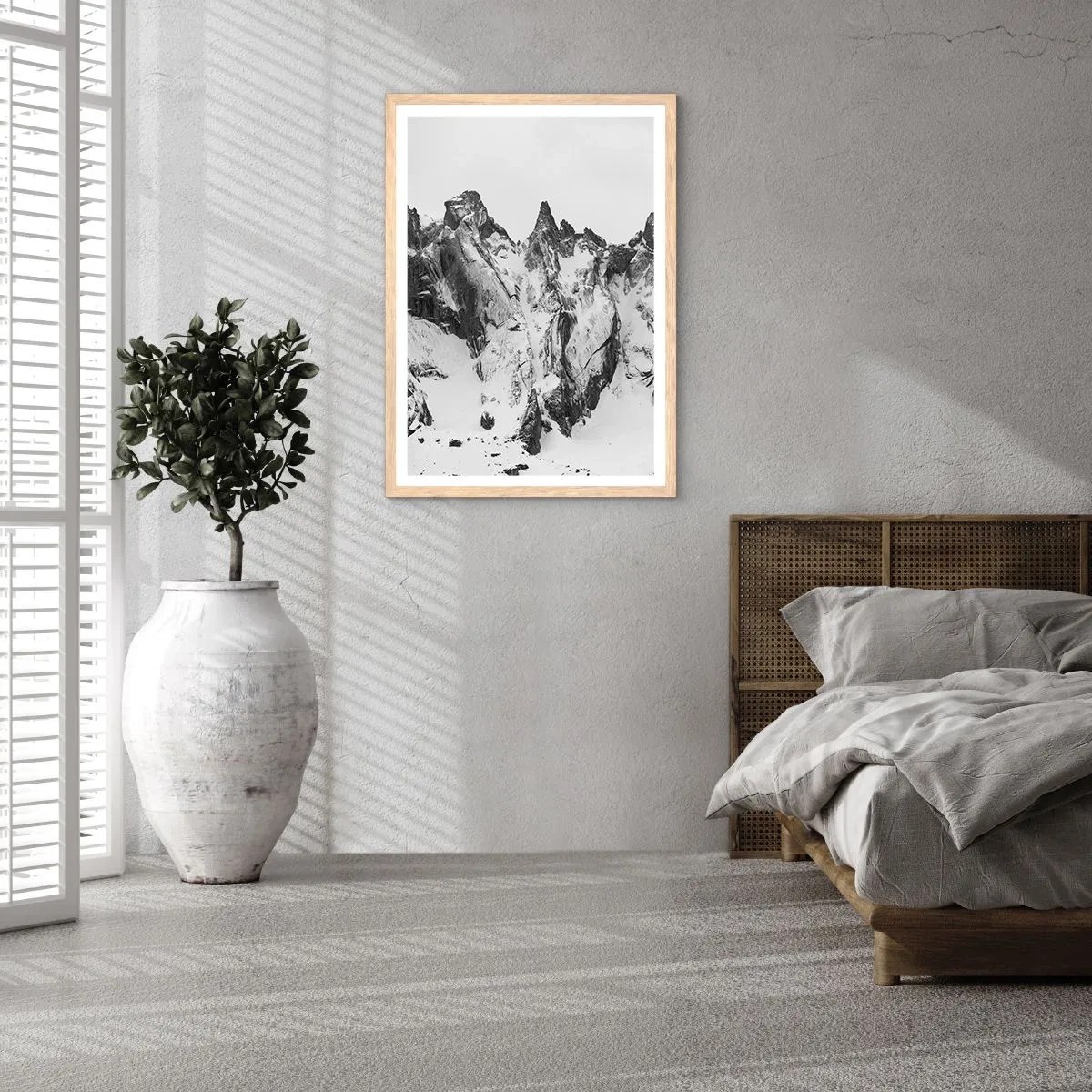 Plagát v ráme zo svetlého duba - Hrozivý žulový hrebeň - 70x100 cm