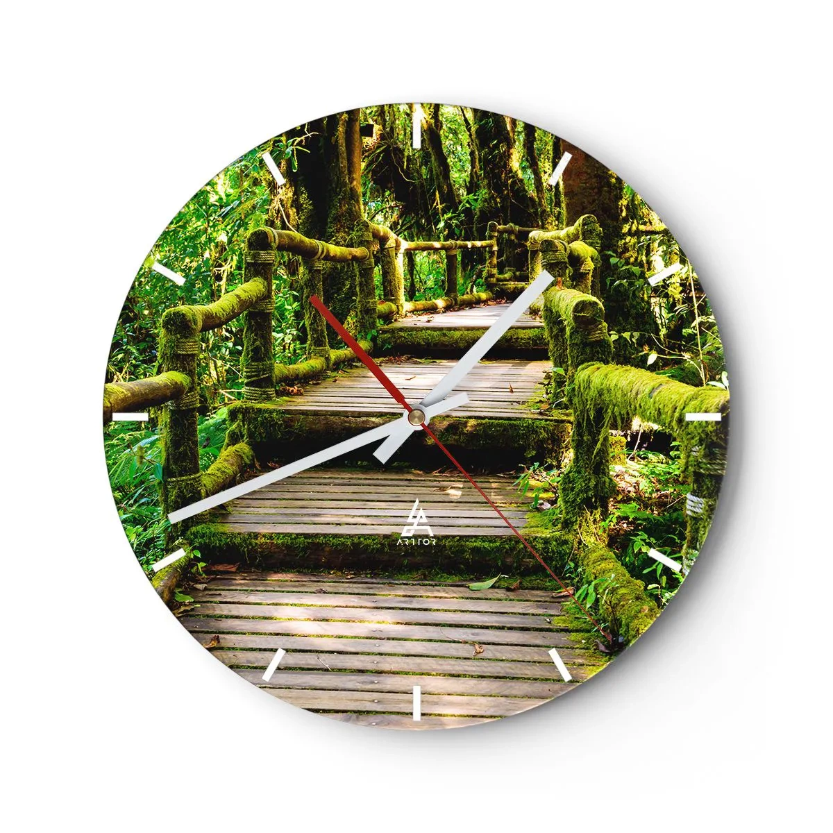 Nástenné hodiny - Drevený chodník v tropickom lese pokrytom machom - 30x30cm - Chodbou zelene - Moderná nástenná dekorácia do obývacej izby, kuchyne a spálne ARTTOR
