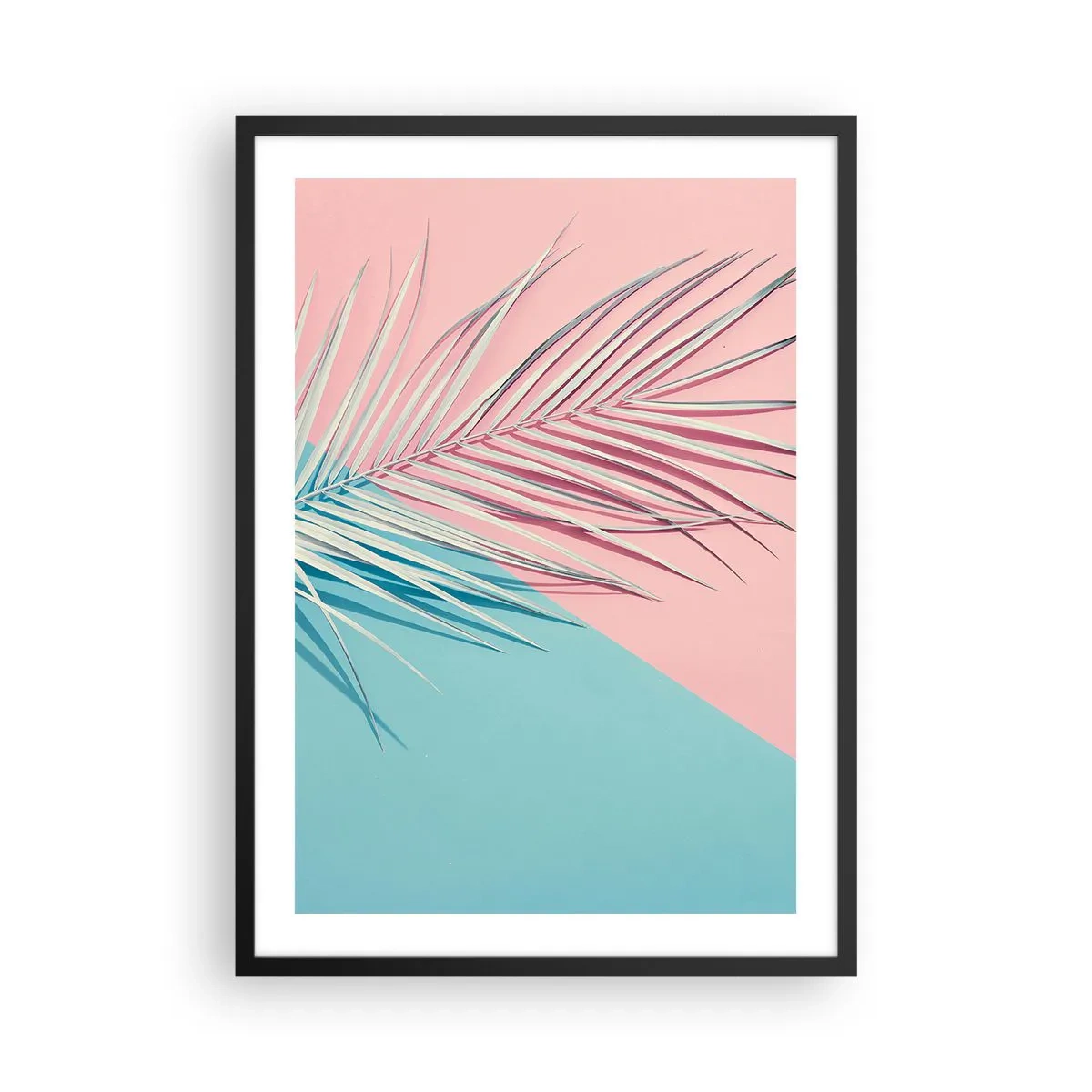 Plagát v čiernom ráme - Palma na pozadí pastelových ružových a modrých farieb - 50x70cm - Tropický dojem - Moderná nástenná dekorácia do obývacej izby a spálne ARTTOR