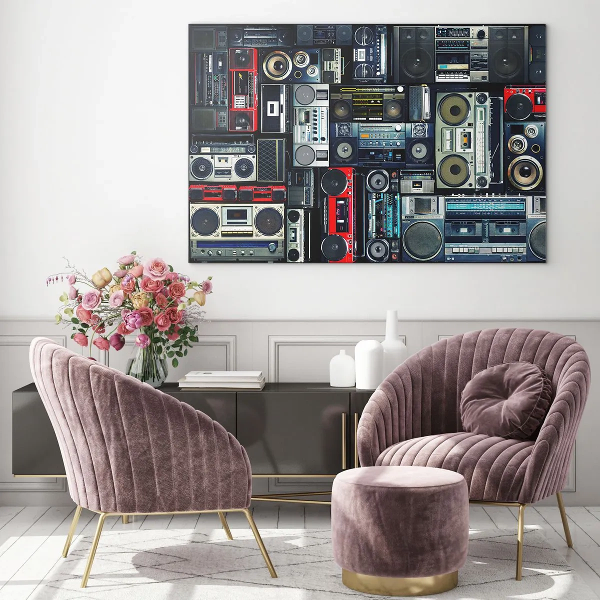 Obraz na skle - Koláž retro rádií a magnetofónov na tmavom pozadí. - 70x50cm - Túžba po 80. rokoch - Moderná nástenná dekorácia do obývacej izby a spálne ARTTOR