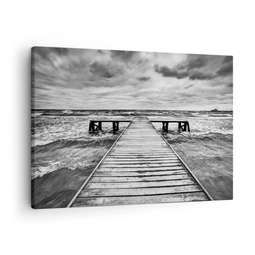 Obraz na plátne - Čiernobiely pohľad na drevené mólo nad rozbúreným morom. - 70x50cm - Čakám na vietor, čo rozfúka… - Moderná nástenná dekorácia do obývacej izby a spálne ARTTOR