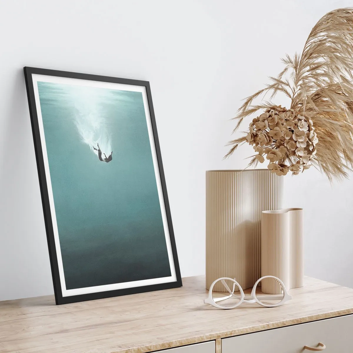 Plagát v čiernom ráme - V objatí oceánu - 61x91 cm