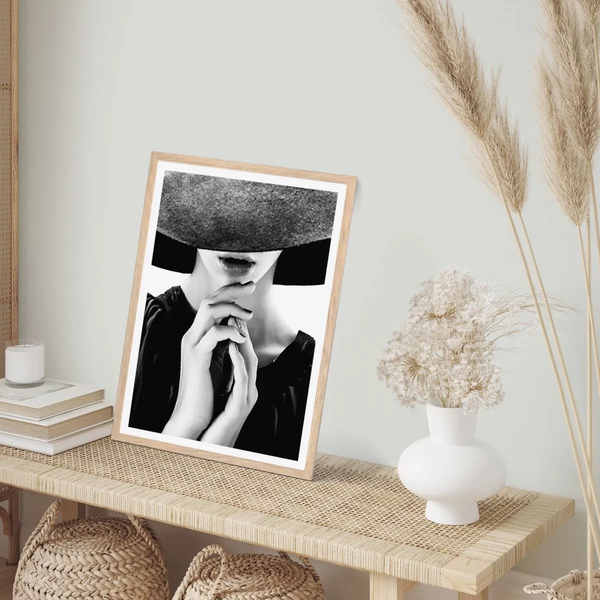 Plagát v ráme zo svetlého duba - Ukrytá krása - 61x91 cm