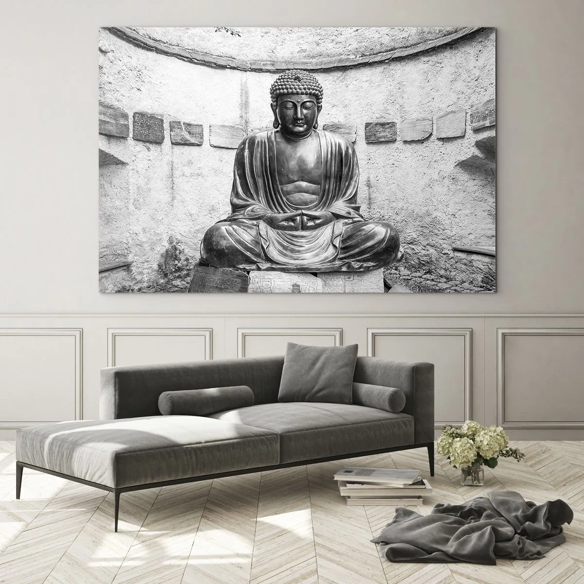 Obraz na skle - Čiernobiela socha Budhu v meditačnej póze - 70x50cm - Pri zdroji pokoja - Moderná nástenná dekorácia do obývacej izby a spálne ARTTOR