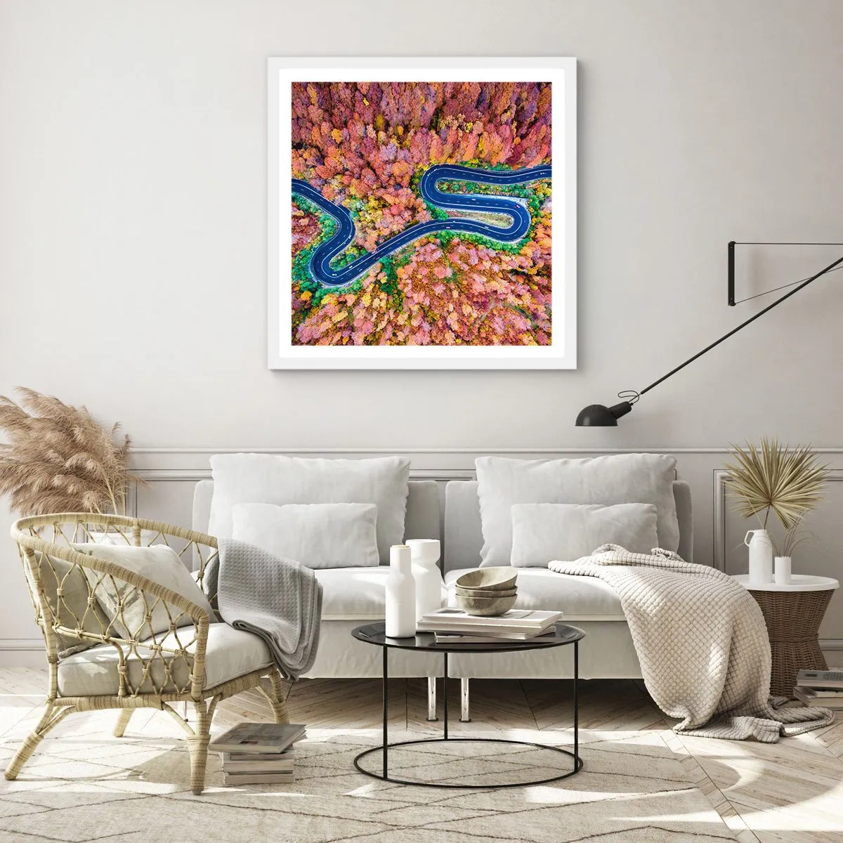 Plagát v bielom ráme - Kľukatá cesta lesom - 50x50 cm