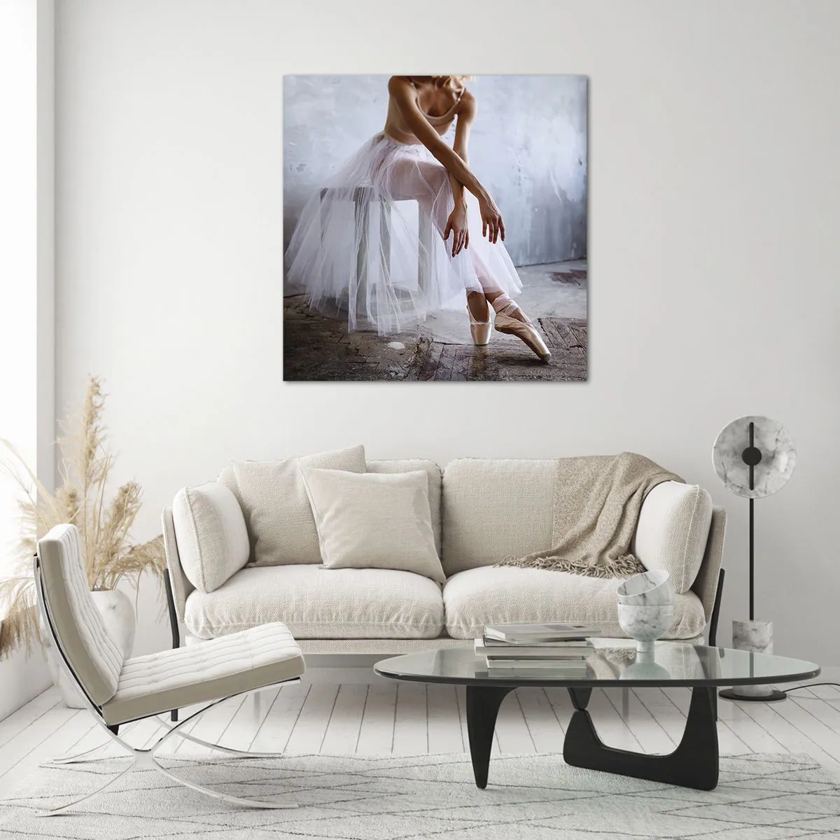 Obraz na skle - Než sa rozsvietia svetlá rampy - 70x70 cm