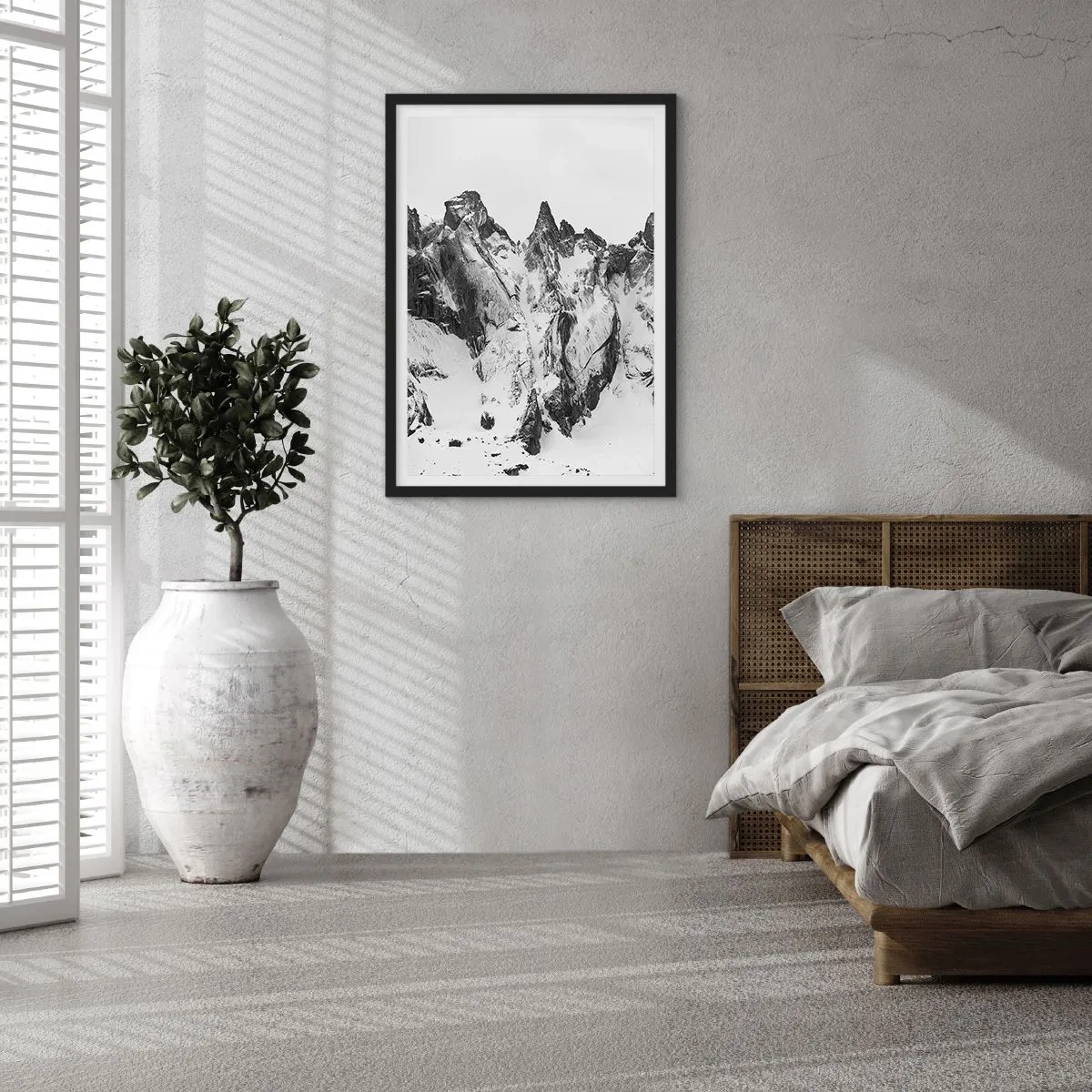 Plagát v čiernom ráme - Hrozivý žulový hrebeň - 61x91 cm