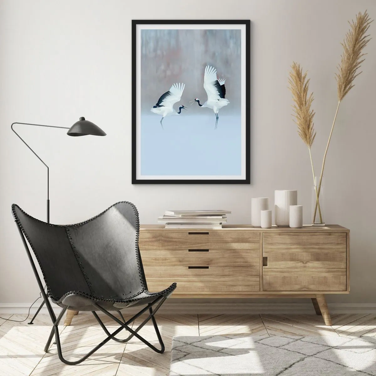 Plagát v čiernom ráme - Tancujúce žeriavy na pozadí zimnej krajiny - 50x70cm - Tanec v hmle - Moderná nástenná dekorácia do obývacej izby a spálne ARTTOR