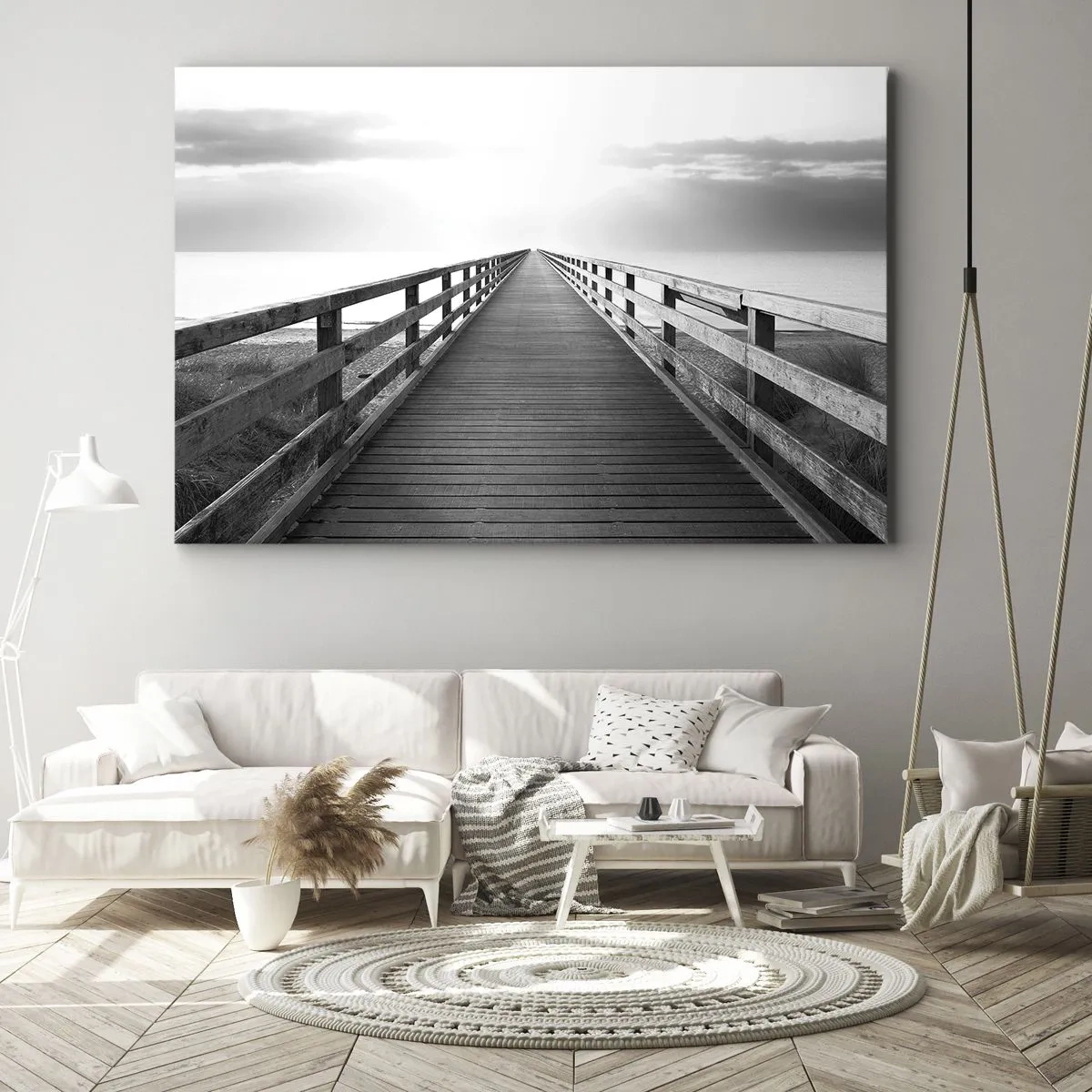 Obraz na plátne - Čiernobiely obraz dreveného móla vedúceho k horizontu. - 70x50cm - Do diaľky… - Moderná nástenná dekorácia do obývacej izby a spálne ARTTOR