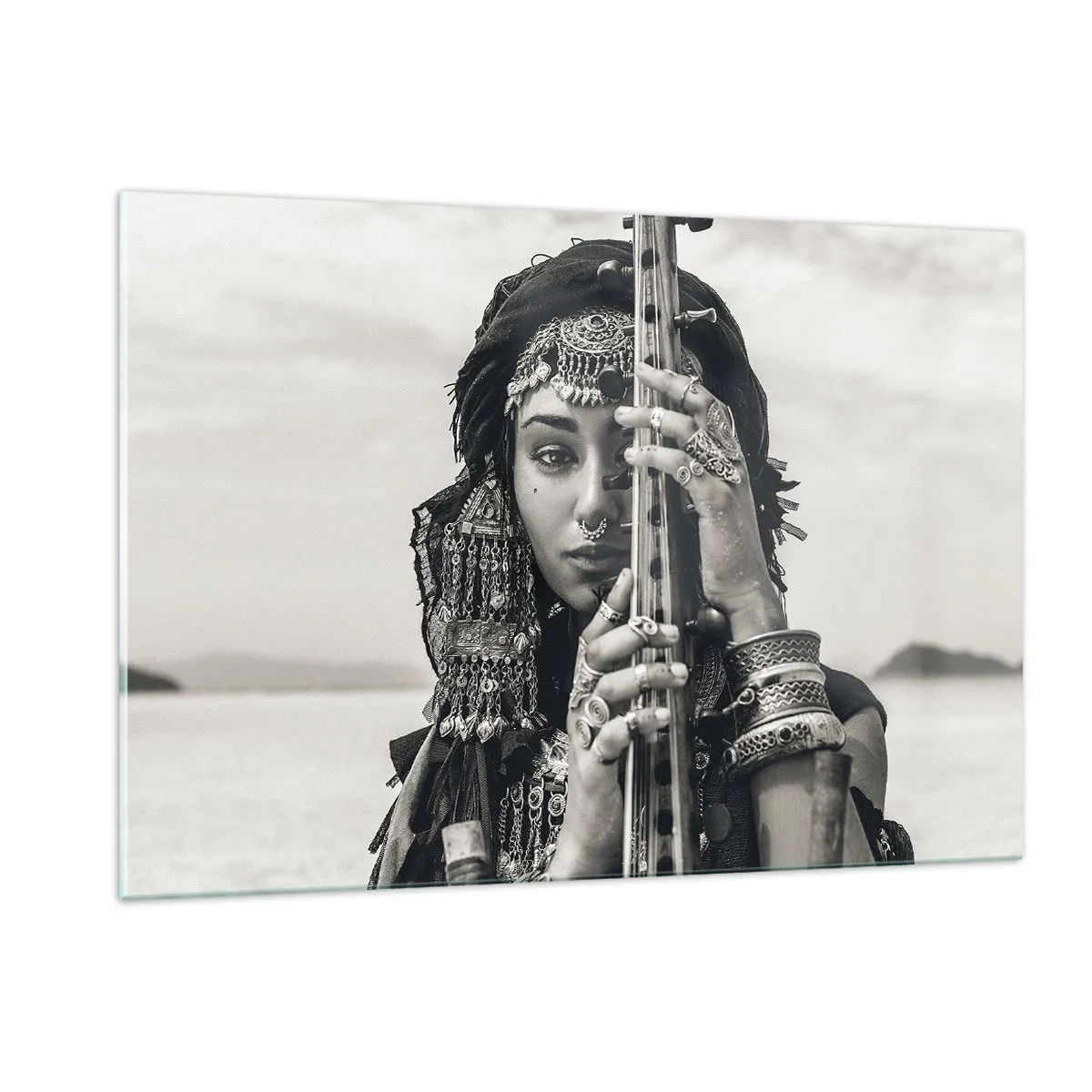 Obraz na skle - Samotná hudba orientu - 120x80 cm