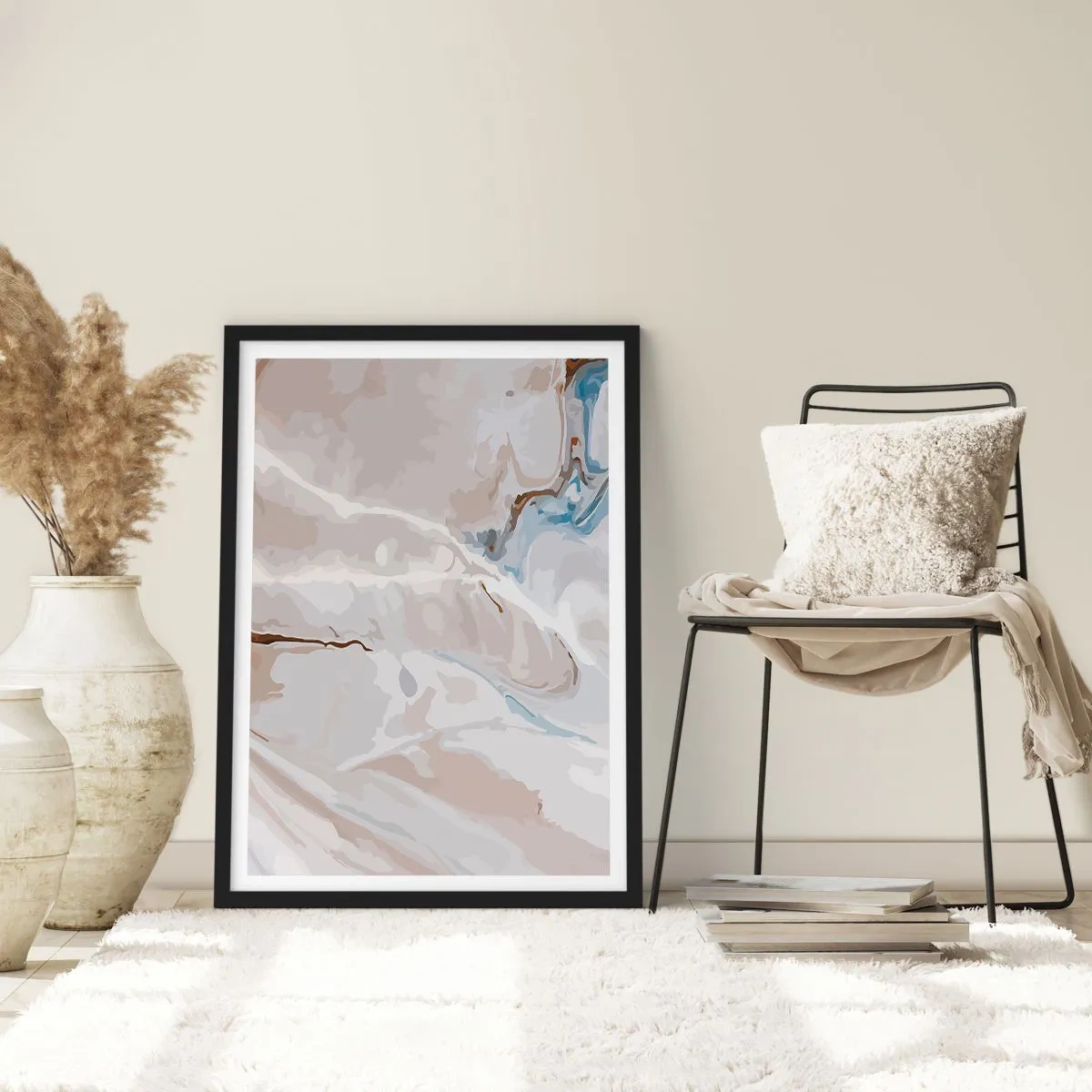 Plagát v čiernom ráme - Mramorový vzor v jemných béžových a modrých odtieňoch - 50x70cm - Modré meandre pod bielou - Moderná nástenná dekorácia do obývacej izby a spálne ARTTOR
