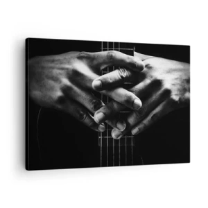 Obraz na plátne - Ruky zovreté na gitare v monochromatickom tóne - 70x50cm - Umelcova modlitba - Moderná nástenná dekorácia do obývacej izby a spálne ARTTOR