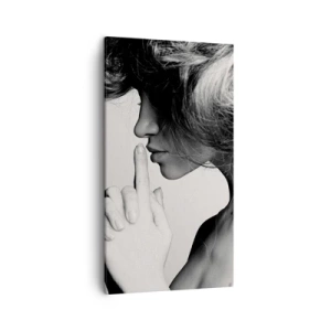 Obraz na plátne - Zahľadená do seba - 45x80 cm