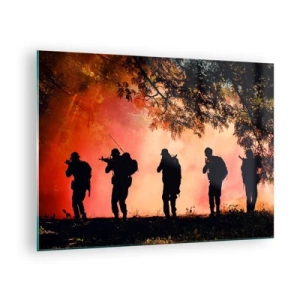 Obraz na skle - Skupina vojakov pochodujúcich na pozadí horiaceho lesa. - 70x50cm - …Všetci za jedného. - Moderná nástenná dekorácia do obývacej izby a spálne ARTTOR