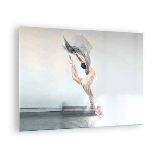 Obraz na skle - Baletka vykonáva dynamický skok v mäkkom svetle. - 70x50cm - V tanečnom vytrhnutí - Moderná nástenná dekorácia do obývacej izby a spálne ARTTOR