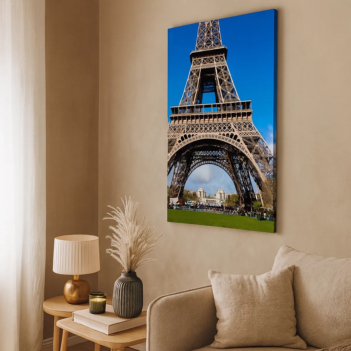 Obraz na plátne - Celý Paríž pri jej nohách - 50x70 cm