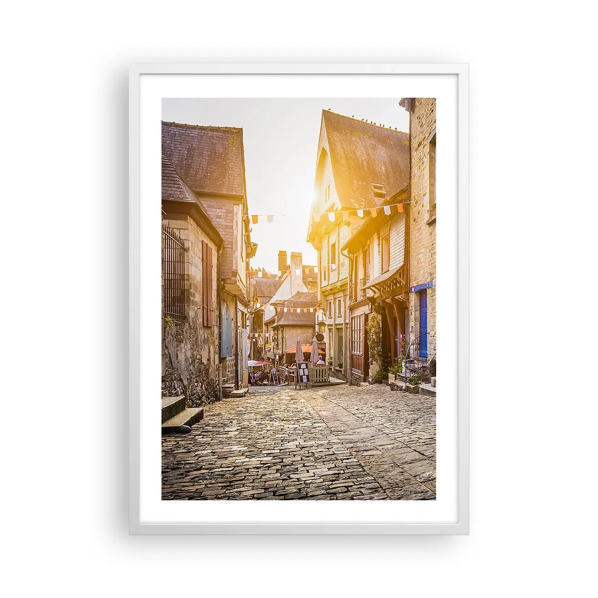 Plagát v bielom ráme - Biely duch mestečka - 50x70 cm