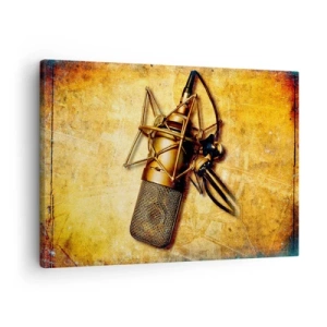 Obraz na plátne - Zlatý štúdiový mikrofón na vintage pozadí v teplých tónoch. - 70x50cm - Zlaté roky rádia - Moderná nástenná dekorácia do obývacej izby a spálne ARTTOR